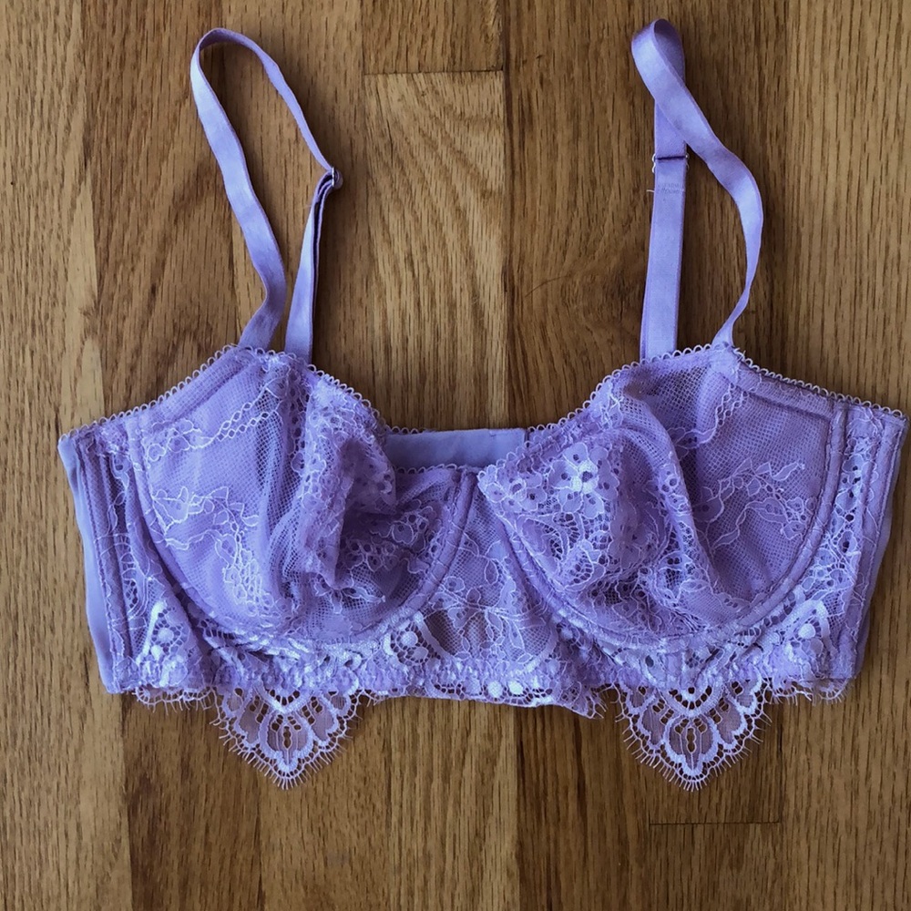 Victoria’s Secret lavender lace bra